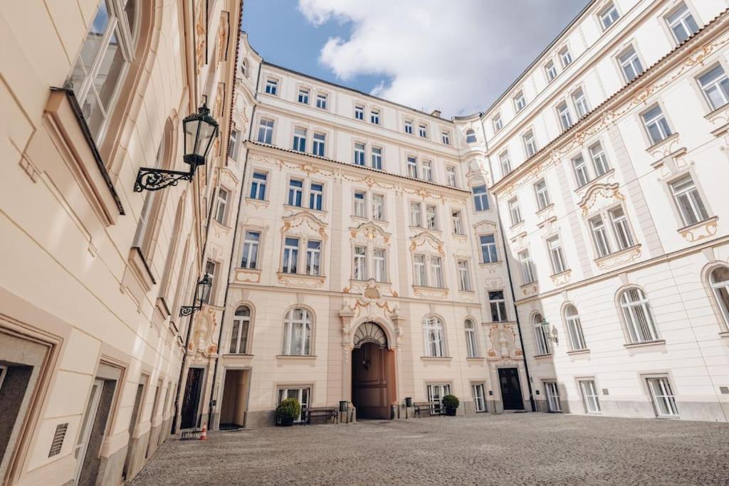 Magnificent Historical Penthouse In The Heart Of Prague公寓 外观 照片